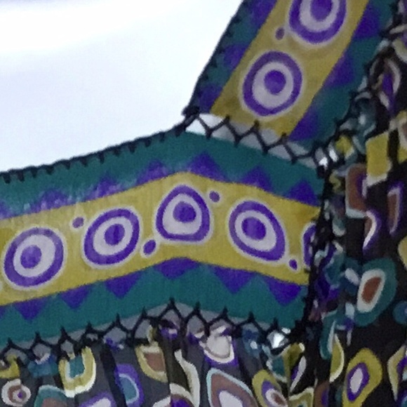 Geometric Print Short Sleeve BOHO Festival Blouse - Picture 4 of 7